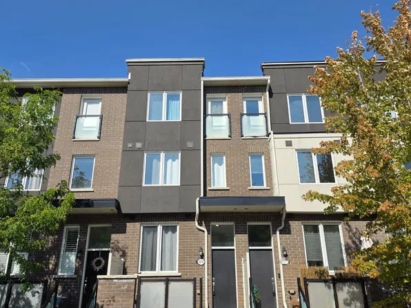 15 Heron Park Pl #12, Toronto, ON M1E 0B8