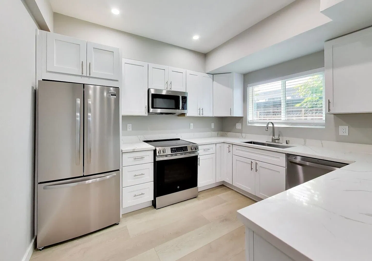 2 Bed 2 Bath in Palo Alto - Brand New Construction! — Photo 2