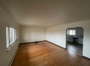 21860 Anderson Rd, Bowling Green, OH 43402