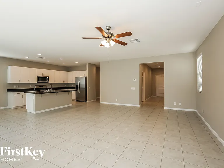 4551 Wyncrest Ave — Photo 4
