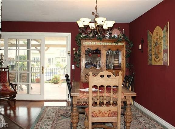 4th image of 2410 Leeward Cir