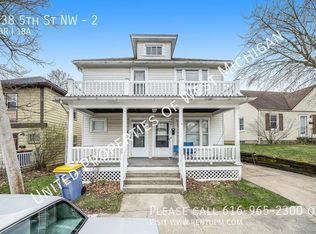 938 5th St NW #2, Grand Rapids, MI 49504