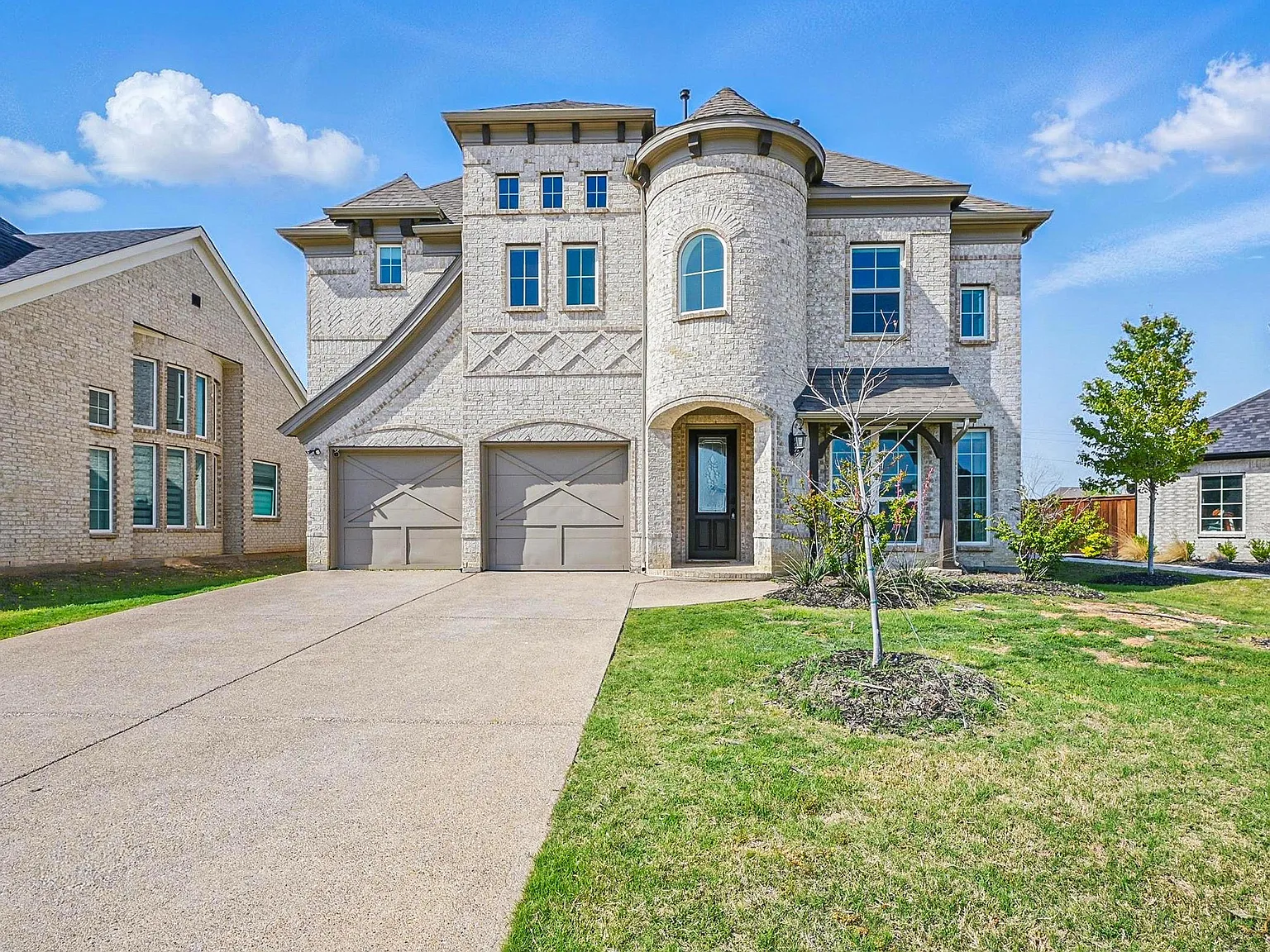 4 bed, 3269 sqft, $4,200 — Photo 4