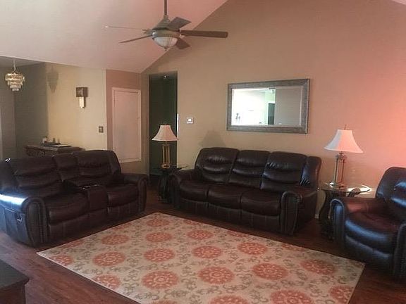 5th image of 1710 Deer Chase Ln