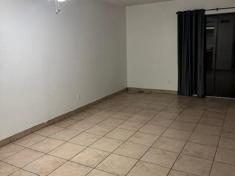 1545 E Sahuaro Dr #15 — Photo 14