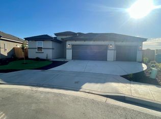 16171 W Monterey Ave, Kerman, CA 93630