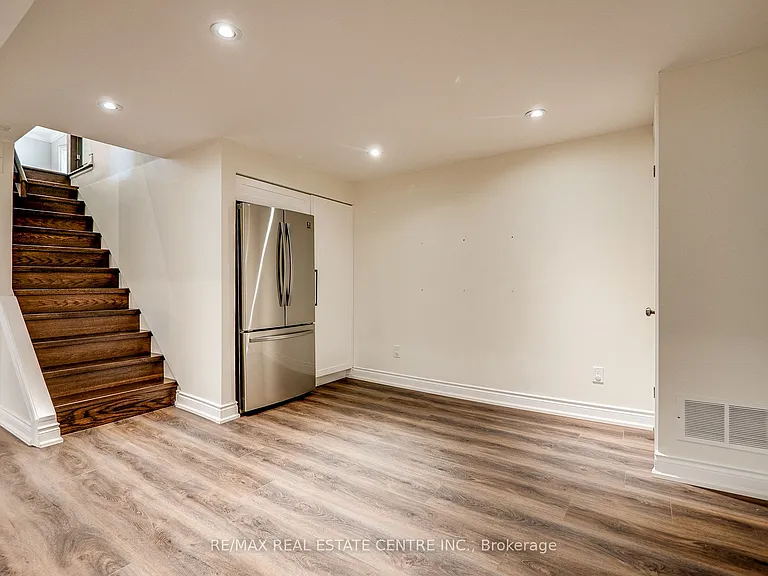 1222 Kensington Park Rd — Photo 24