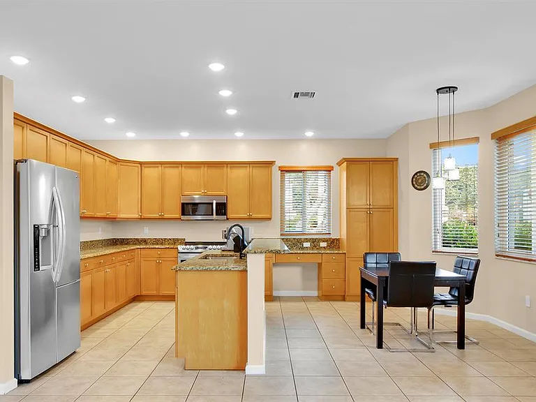 9022 Dupont Pl — Photo 1