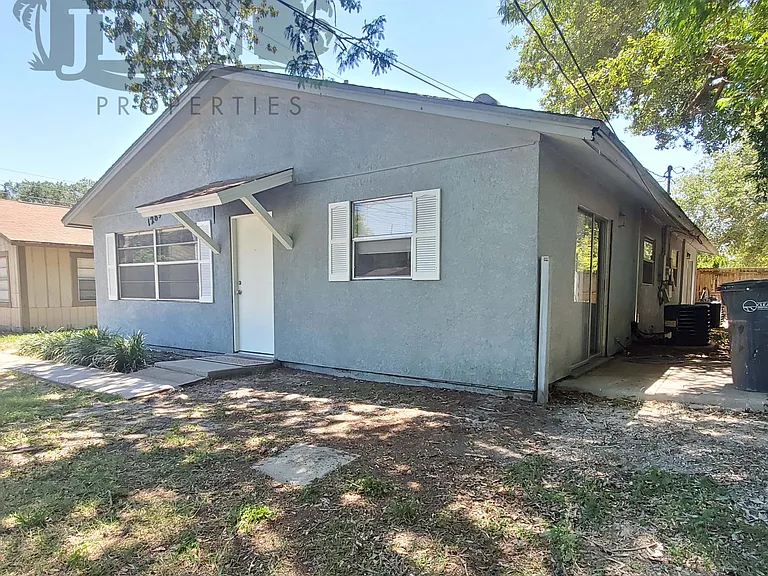 1289 Bertland Way — Photo 2
