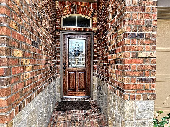 3rd image of 24939 Lakecrest Glen Dr