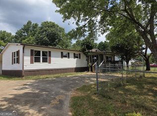 175 Westmoreland Meadows Dr, Cleveland, GA 30528