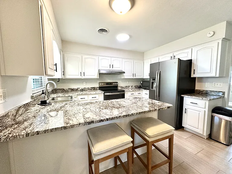 37137 Rutledge Dr — Photo 25