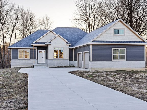 3rd image of 11280 Killarney Dr