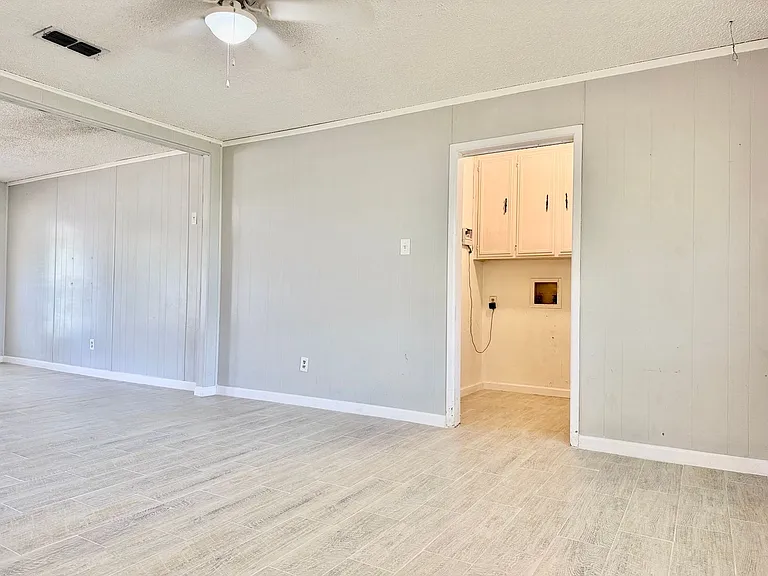 3304 Neely Ave — Photo 4