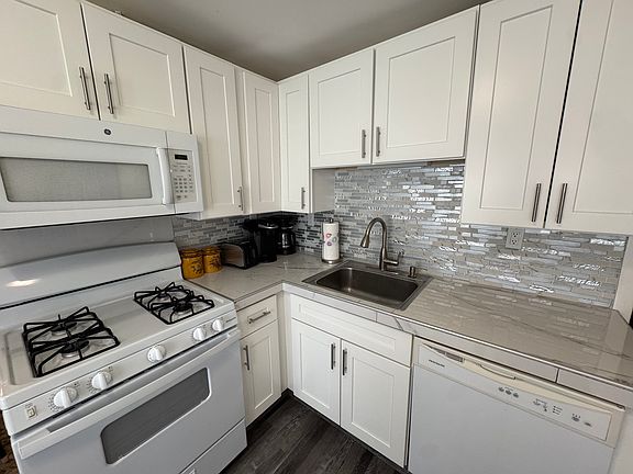 2nd image of 27-29 Gibson St #1