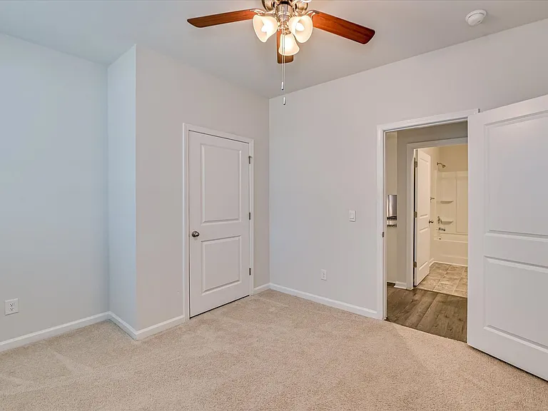 2892 Calli Crossing Dr — Photo 23