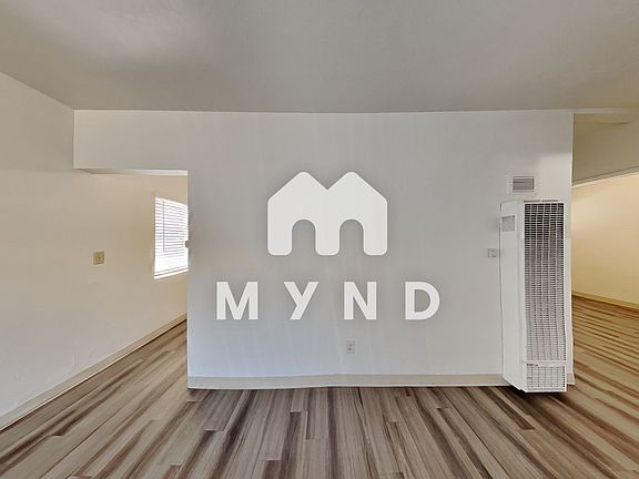 3rd image of 10323 Park Ave #10323