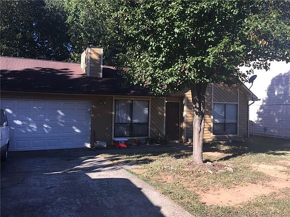 3rd image of 1406 Woodington Cir