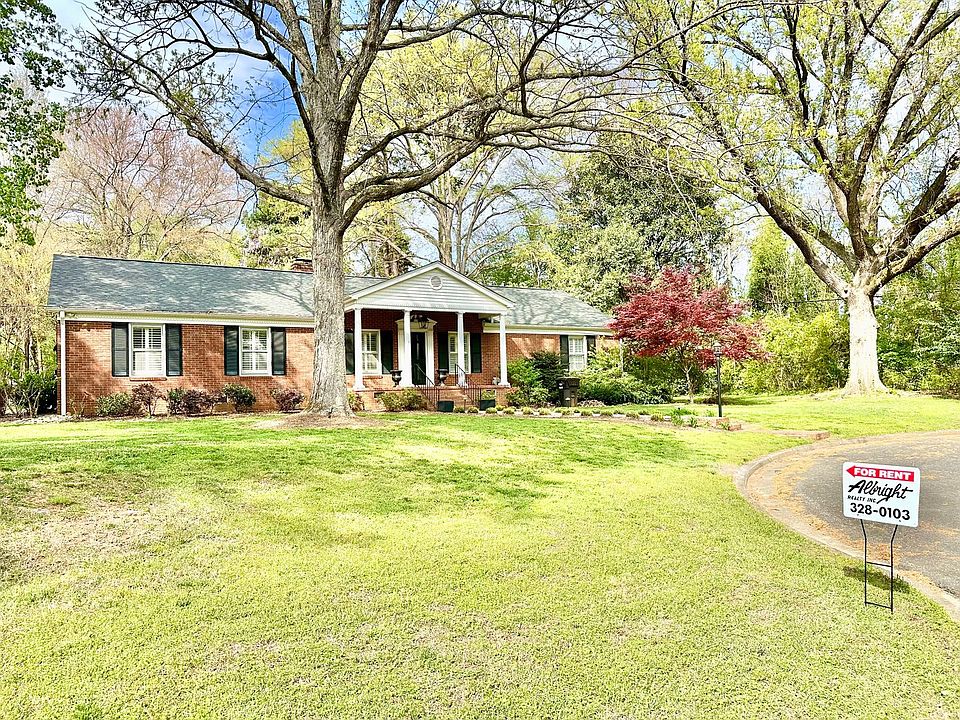 1st image of 621 Hanover Ct