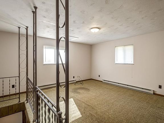 4th image of 386 Dove Dr
