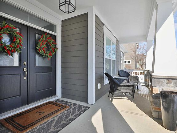 4th image of 10751 Arrowwood Dr