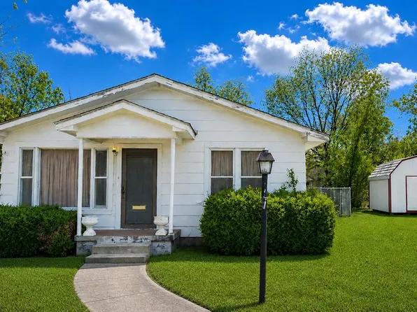 204 10th Ave NE, Ardmore, OK 73401
