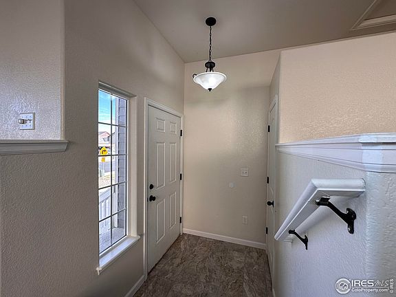 3rd image of 2937 Aspen Ave