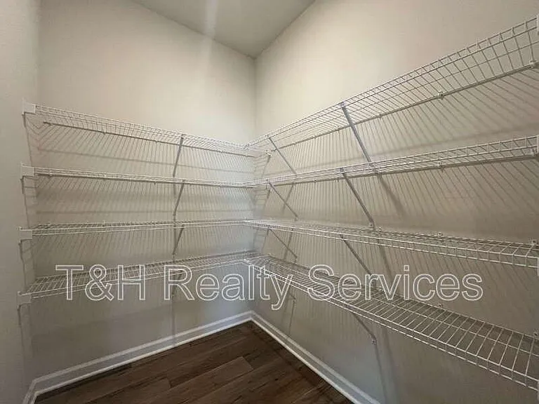 13132 Himalaya Cir — Photo 25
