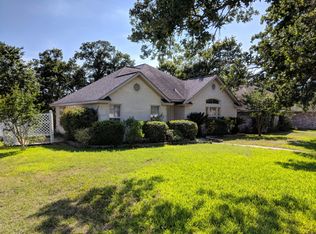 3116 Pleasant Forest Dr, College Station, TX 77845