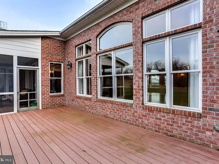4410 Tuscarora Rd — Photo 45