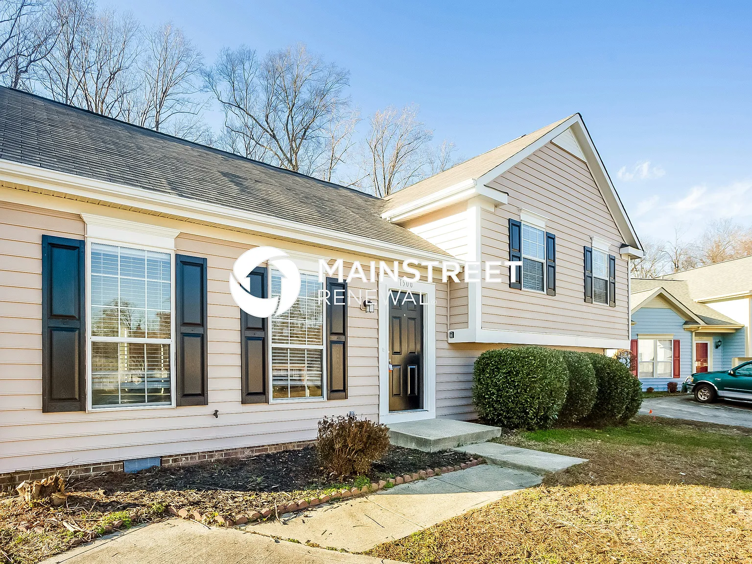 1500 Jeffrey Bryan Dr — Photo 2