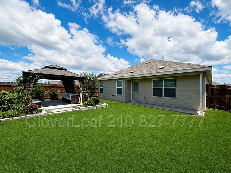 7939 Dovers Den — Photo 36