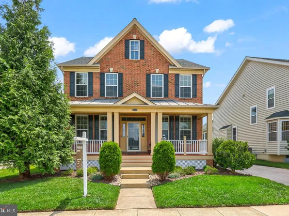 43245 Barnstead Dr, Ashburn, VA 20148