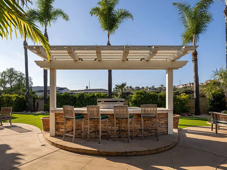 2215 Paseo Saucedal — Photo 31