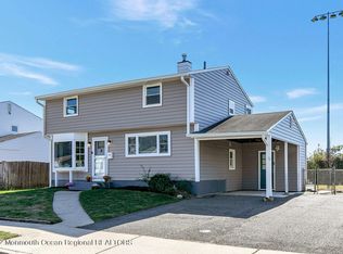 8 Dibling St, Union Beach, NJ 07735