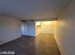 615 S Royal Crest Cir UNIT 10, Las Vegas, NV 89169