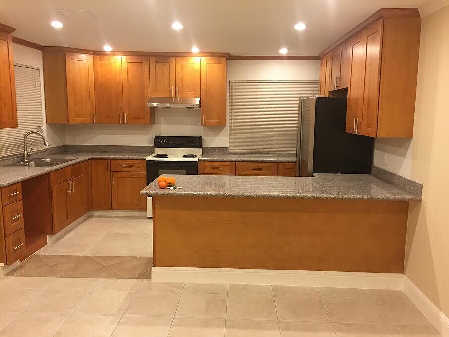 1st image of 7632 Valley Wood Dr