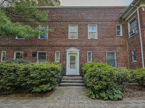 4971 Henry Hudson Pkwy W #4971, Bronx, NY 10471