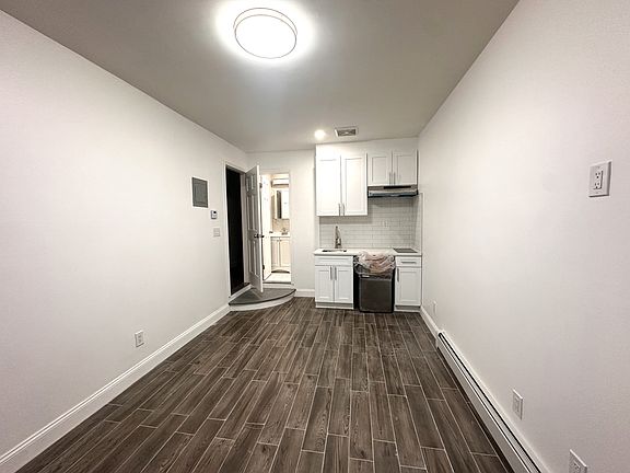 2nd image of 83-52 Lefferts Blvd #1L