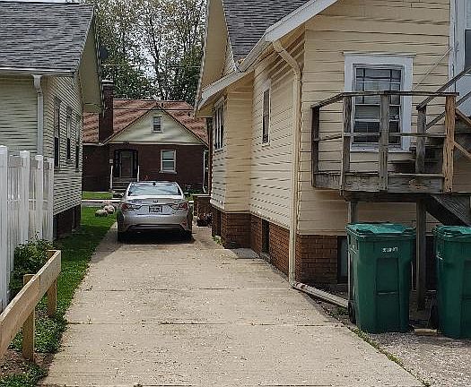 2nd image of 2005 W Callender Ave #B