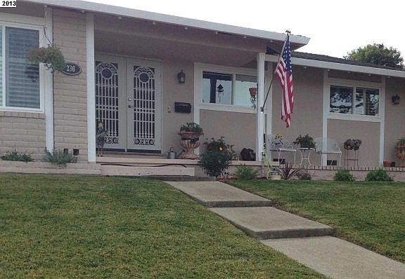 2nd image of 236 Boulder Dr