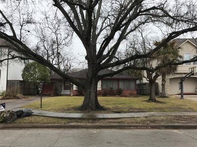 4616 Holt St, Bellaire, TX, 77401