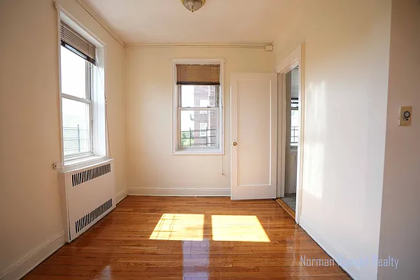 Rented by Norman Raindel, LREB | media 7