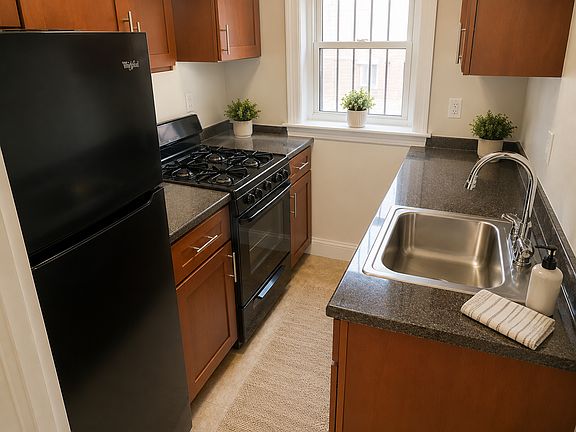 5th image of 1174 Boylston St #31
