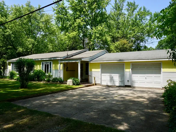 3850 Crocker Rd, Twin Lake, MI 49457