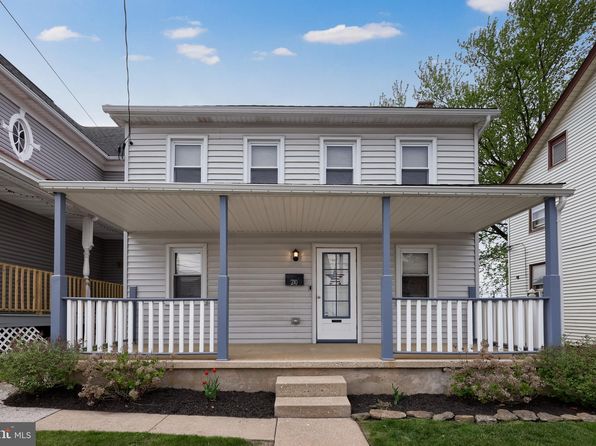 210 E Main St, Dallastown, PA 17313