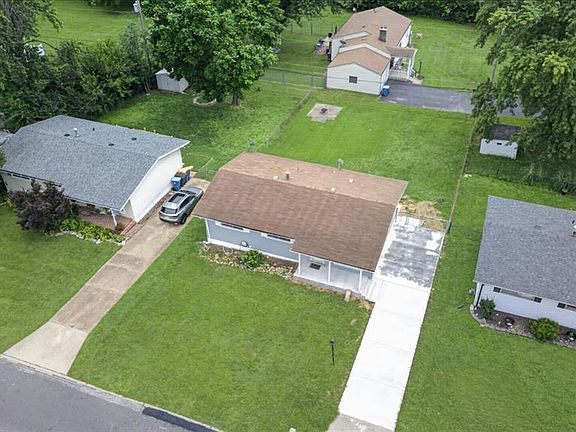5th image of 10530 Meath Dr