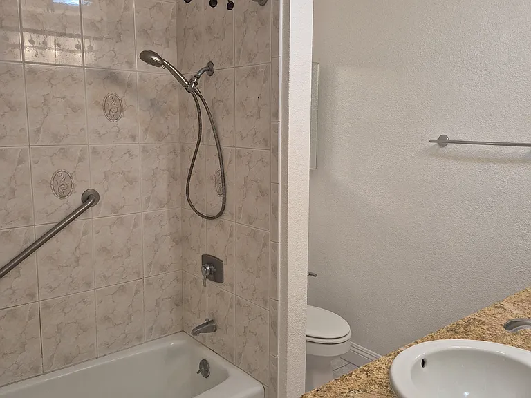 4262 Caminito Pintoresco — Photo 10