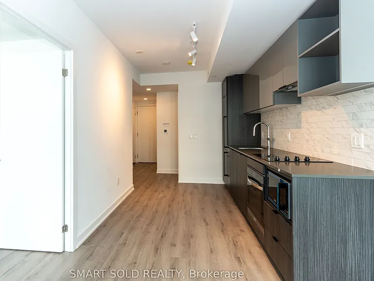 252 Church St #5609 — Photo 8