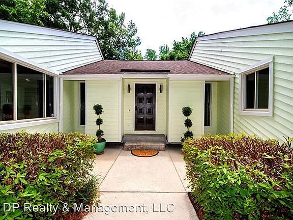 3rd image of 5633 Merry Mount Dr